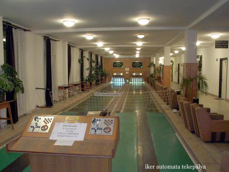 Hotel Agro Балатонфюред Экстерьер фото
